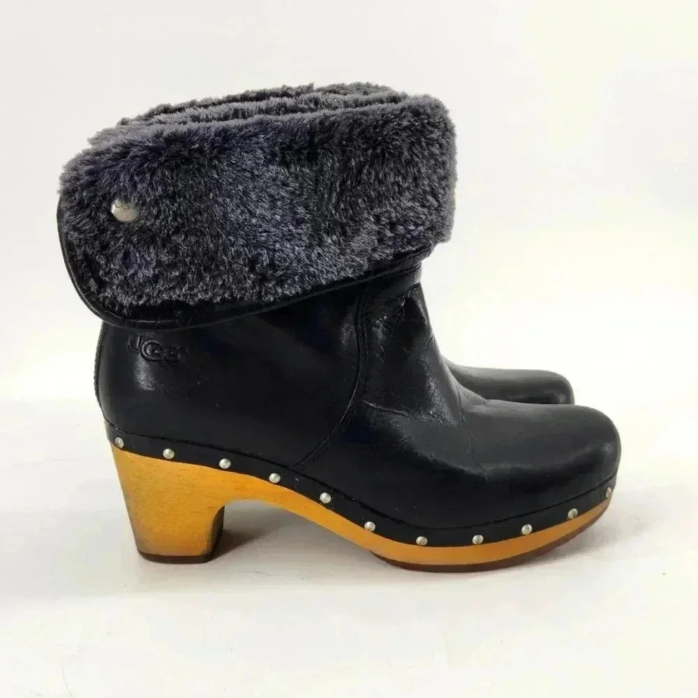 UGG LYNNEA CLOG BOOTS